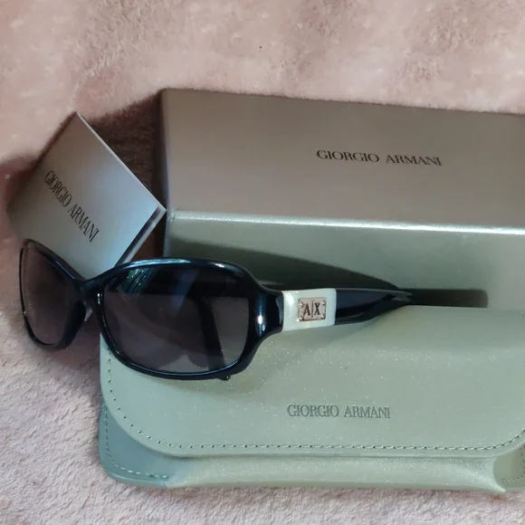 A/X Armani Exchange | Accessories | Armani Exchange  display picture 3